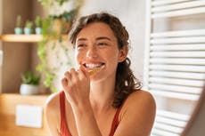 Científicos desarrollan un gel que "regenera" el esmalte dental