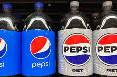 PepsiCo reduce previsión anual de ganancias por costos arancelarios y menor gasto de consumidores
