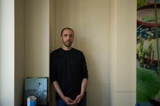 Rehén israelí liberado temió las "muchas formas de morir" en Gaza, pero mantuvo la esperanza