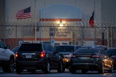 Venezolanos sujetos a deportación en virtud a ley de tiempos de guerra tienen 12 horas para apelar