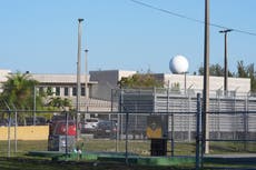 Aumentan las denuncias de abusos en centro de detención migratorio de EEUU