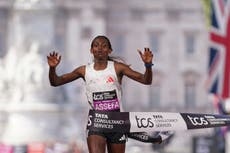 Sawe gana el maratón de Londres tras escapada en solitario. Assefa triunfa en las mujeres