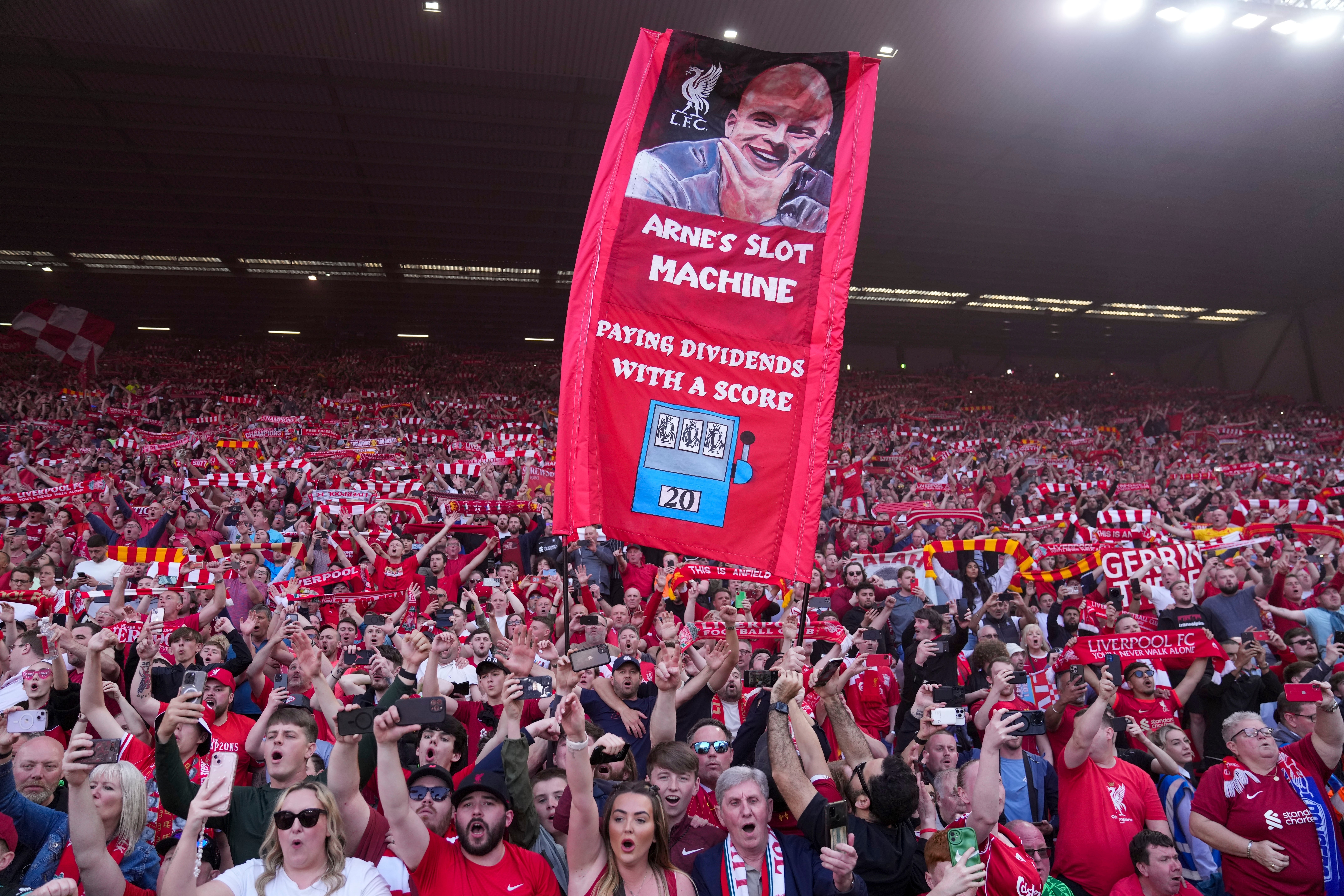 LIGA PREMIER-TÍTULO