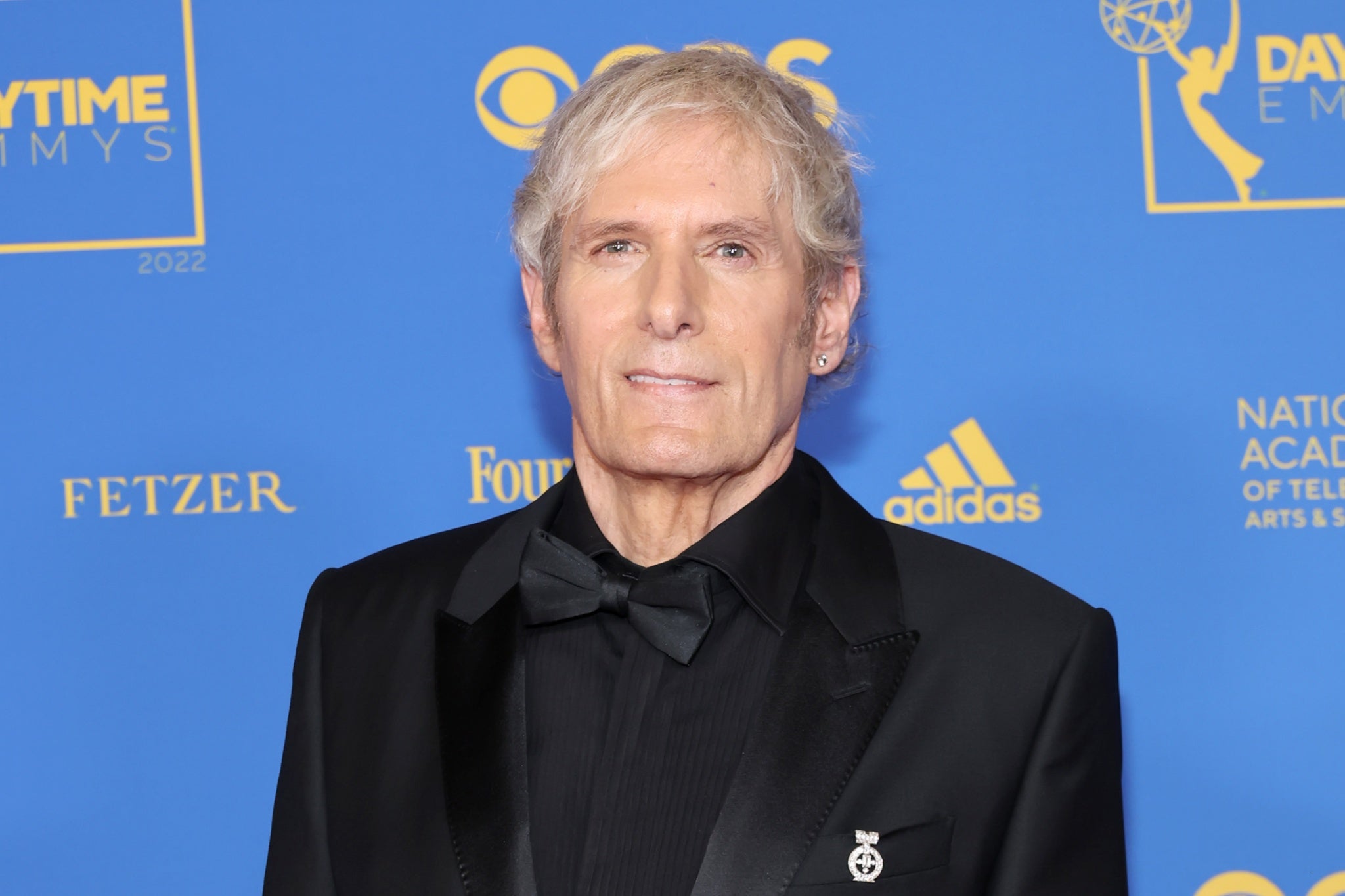 Michael Bolton se sincera sobre su lucha contra el cáncer cerebral tras recibir diagnóstico de glioblastoma en diciembre de 2023