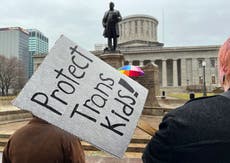 Tribunal de Ohio: Prohibición de afirmación de género para menores puede aplicarse durante apelación