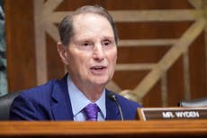 Senado de EEUU rechaza resolución para bloquear aranceles globales de Trump