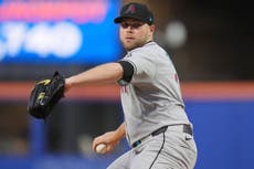 Corbin Burnes logra su primera victoria con Arizona al vencer 4-3 a los Mets