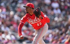 Rojos envían al cerrador en apuros Alexis Díaz a Triple-A