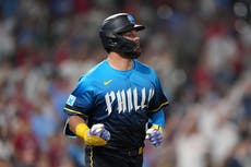 Schwarber y Kepler conectan jonrones en la 7ma y Filis se imponen 3-1 sobre Diamondbacks