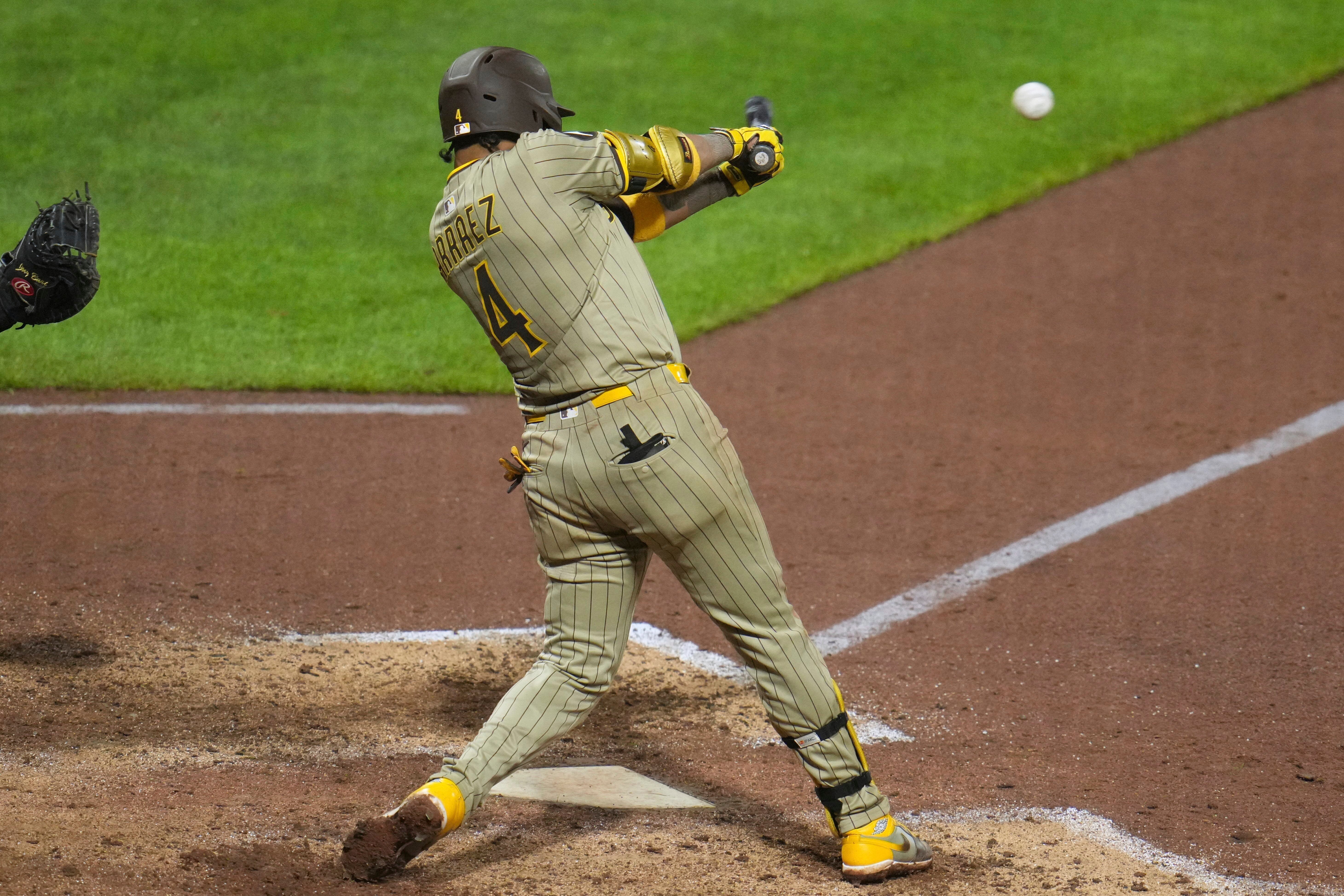 PADRES-PIRATAS