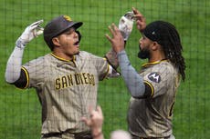 Tatis anota decisiva tras lanzamiento descontrolado y Padres vencen 2-1 a Piratas