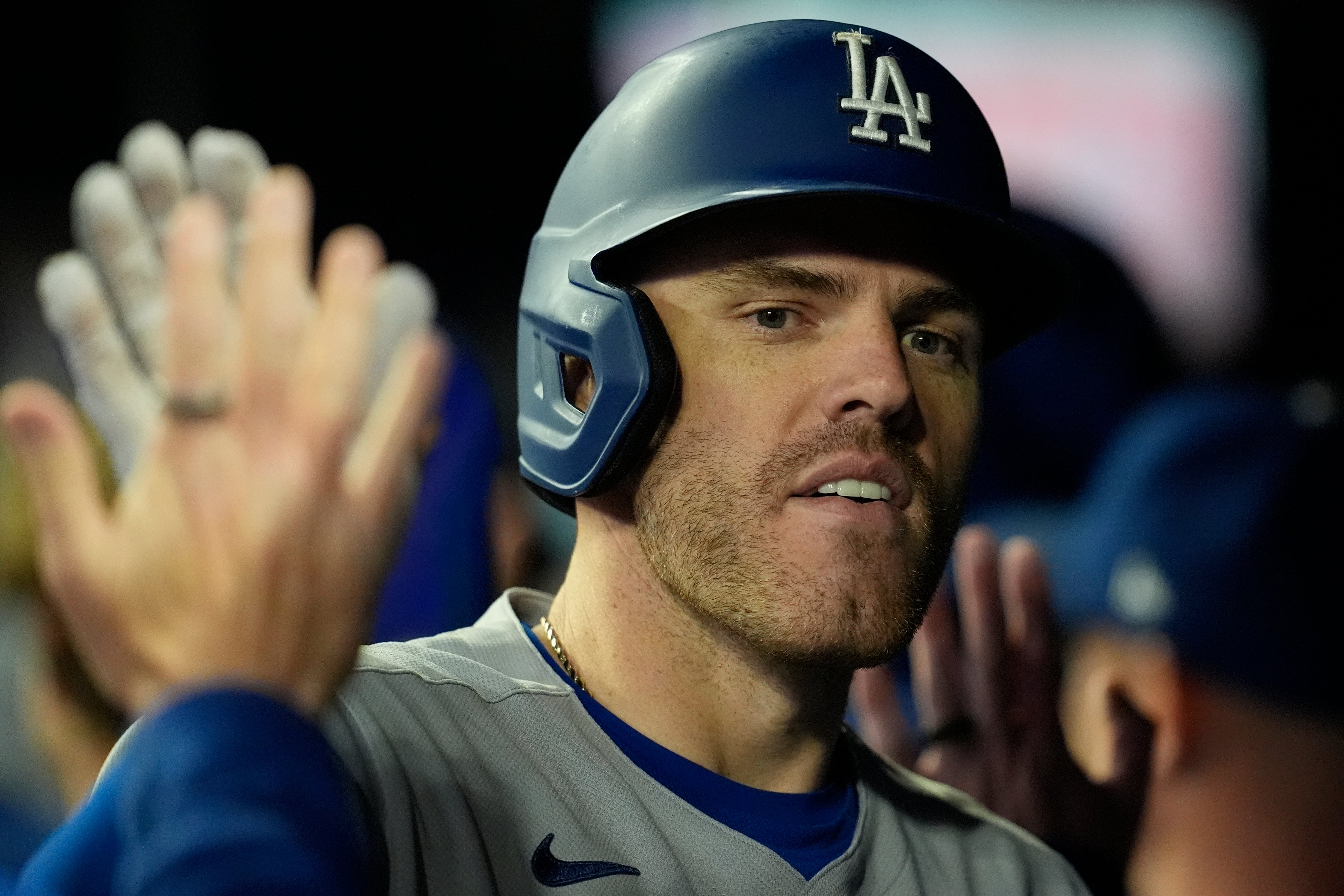 DODGERS-BRAVOS