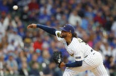 Peralta ayuda a Milwaukee a evitar barrida con triunfo 4-0 y Cachorros pierden a Imanaga por lesión