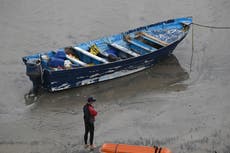 Bote que se cree que transportaba migrantes naufraga en California; hay 3 muertos y 9 desaparecidos