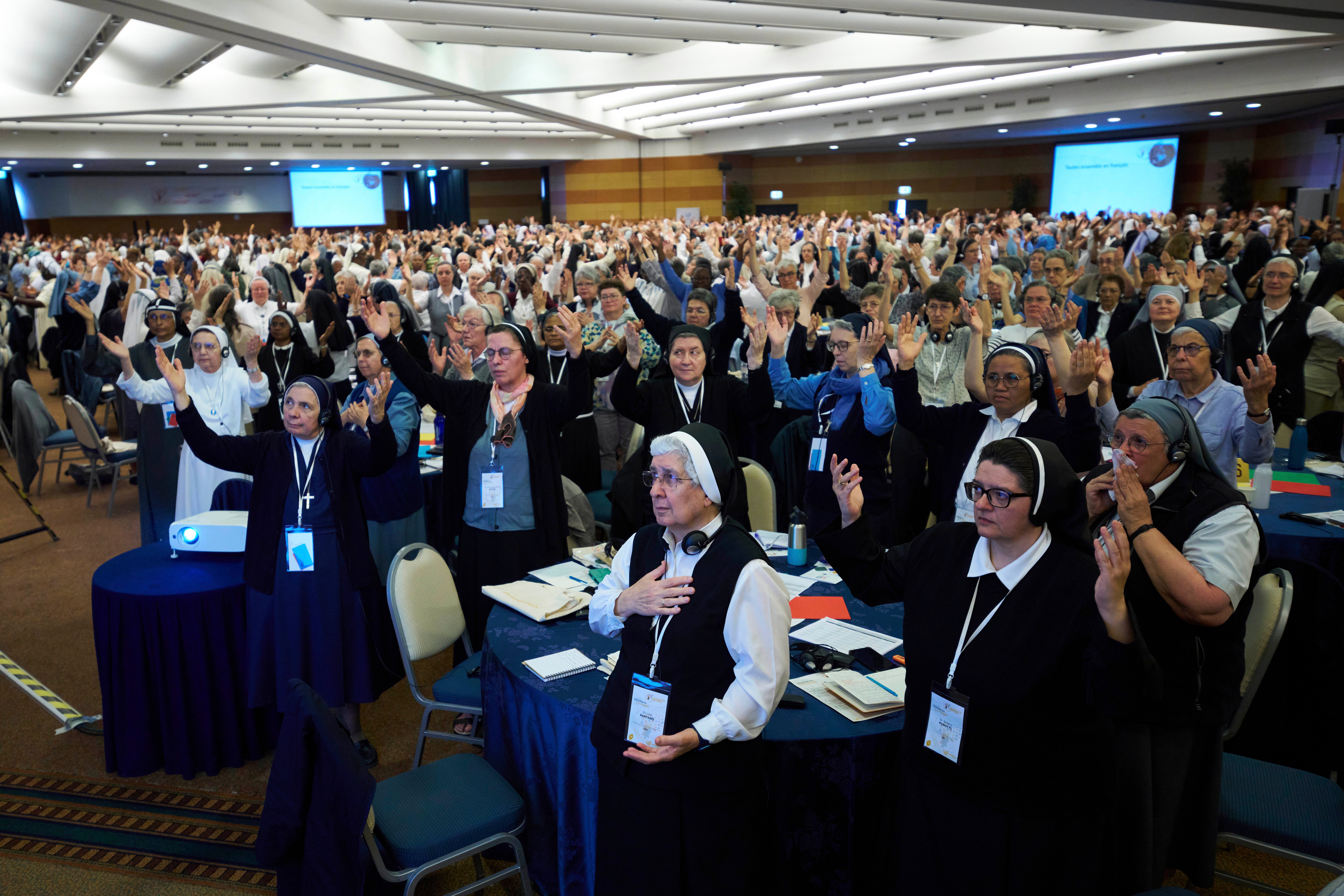 VATICANO-CÓNCLAVE-MONJAS