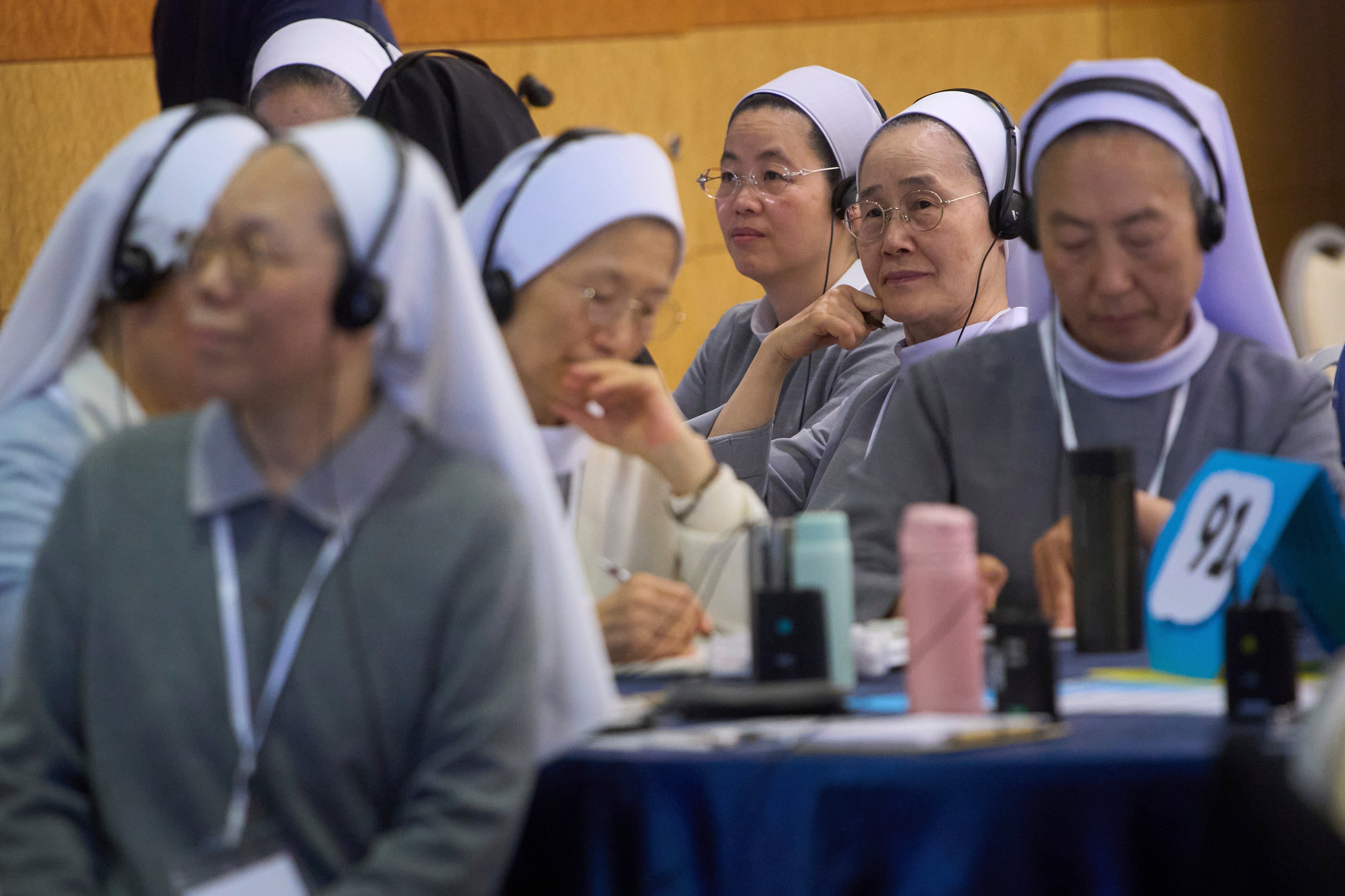 No votan en el cónclave, pero monjas que encabezan órdenes católicas del mundo se reúnen en Roma