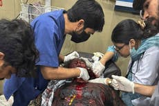 India lanza misiles a través de la frontera con Pakistán, matando a 1 niño, dicen funcionarios