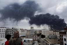 Israel informa que deshabilitó el principal aeropuerto de Yemen con ataques aéreos contra hutíes