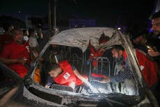 Ataque de dron israelí en ciudad portuaria libanesa mata a miembro de Hamás