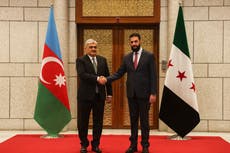 Líder interino de Siria realiza su primer viaje a Europa con visita a París