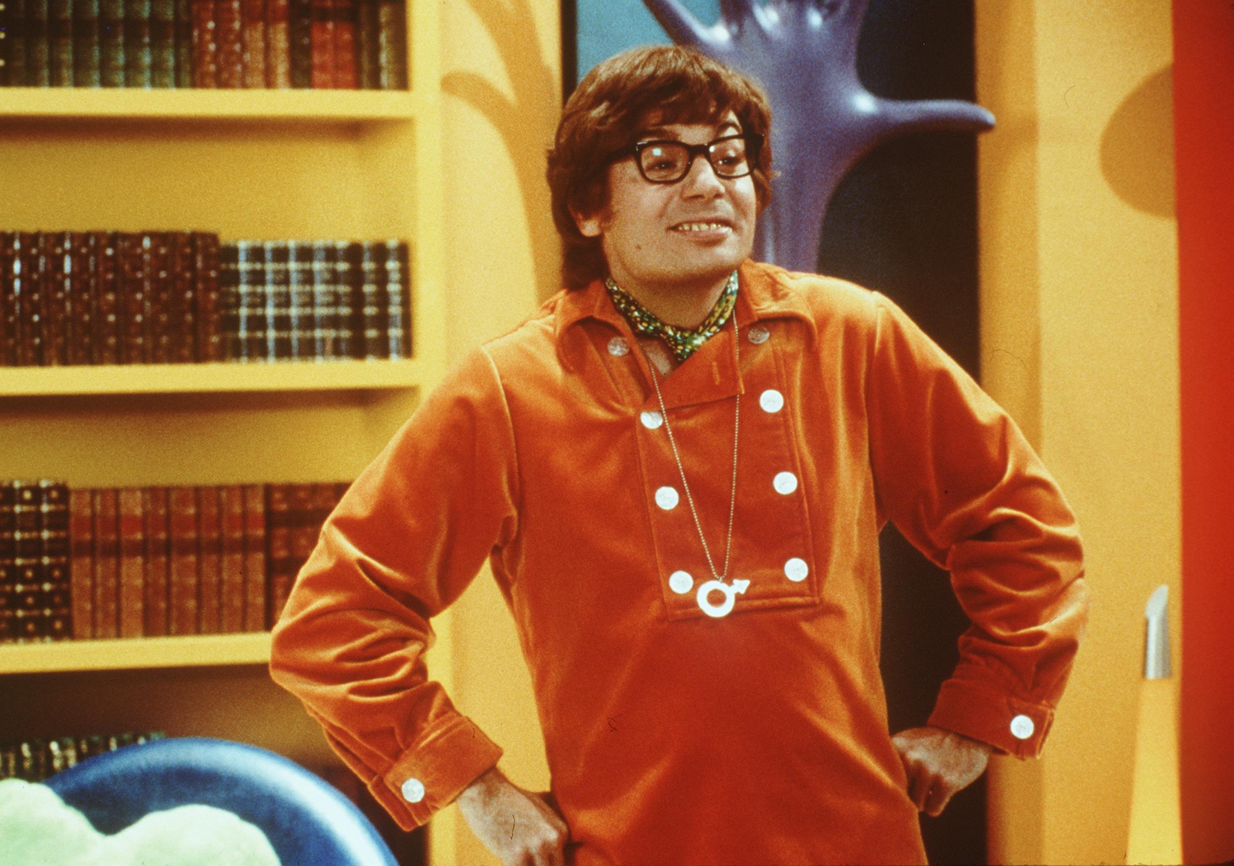 El nombre de Mike Myers aparece en la lista, aunque no está muy claro por qué. Podría deberse a una broma hecha en una de las películas de ‘Austin Powers’