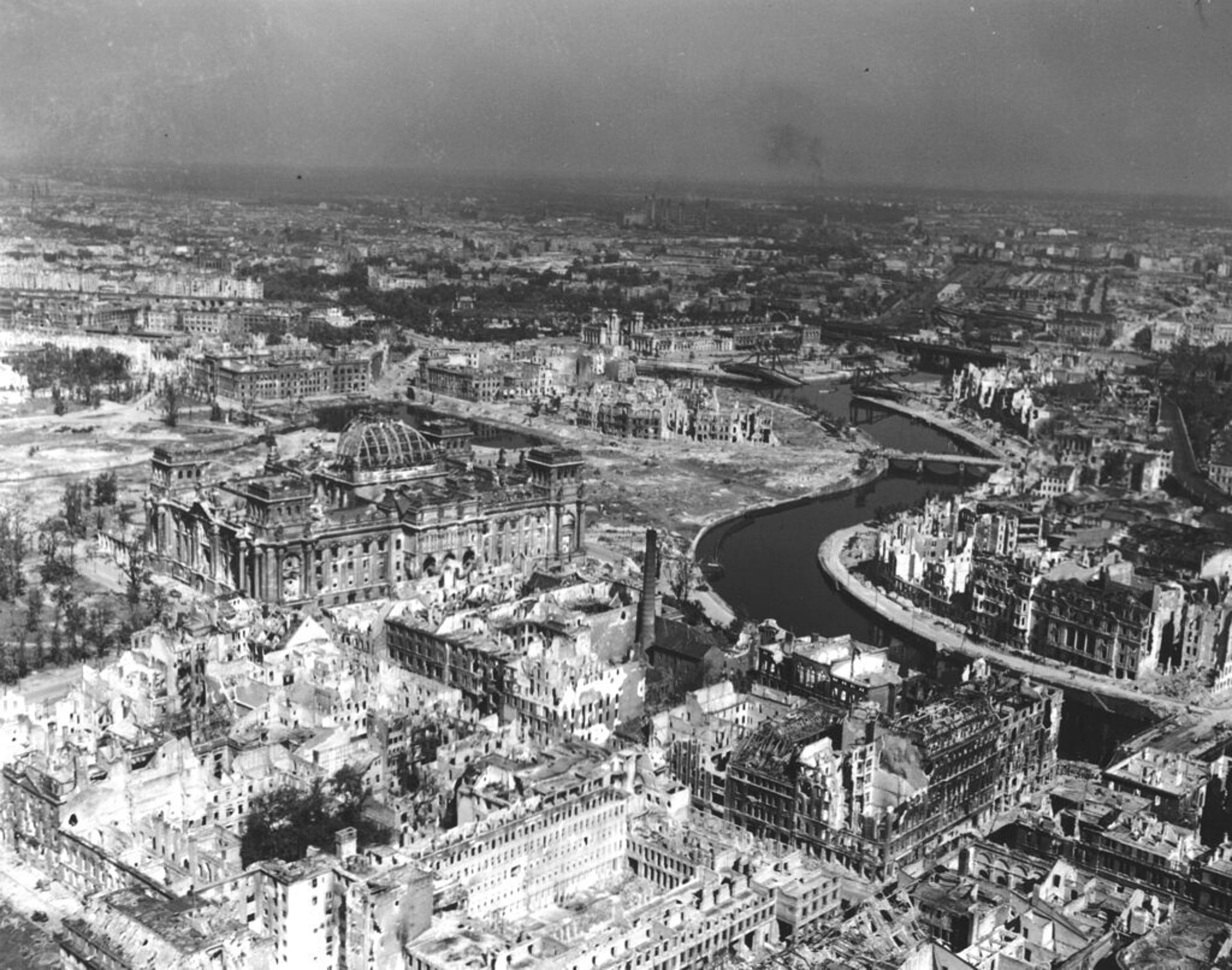 Berlín aún muestra cicatrices 80 años después de batalla clave que selló la derrota nazi