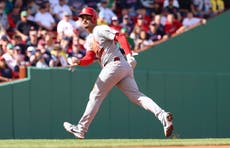 Cardenales activan al receptor panameño Iván Herrera de la lista de lesionados