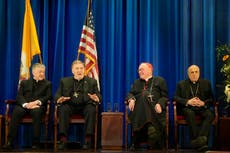 Al ritmo de “Born in the U.S.A.”, cardenales estadounidenses en Roma celebran al papa León XIV