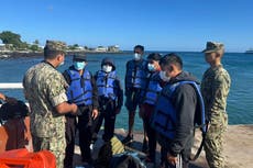 Náufragos peruanos y colombianos llegan a islas Galápagos tras rescate luego de 50 días a la deriva