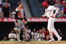 Triple de Lugo en su primer hit en Grandes Ligas lleva a Angelinos a vencer 5-2 a Orioles