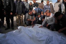 Ataques israelíes en Gaza matan a 10 personas, en su mayoría mujeres y niños