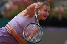Sabalenka avanza en el Abierto de Italia tras remontar para vencer a Sofia Kenin