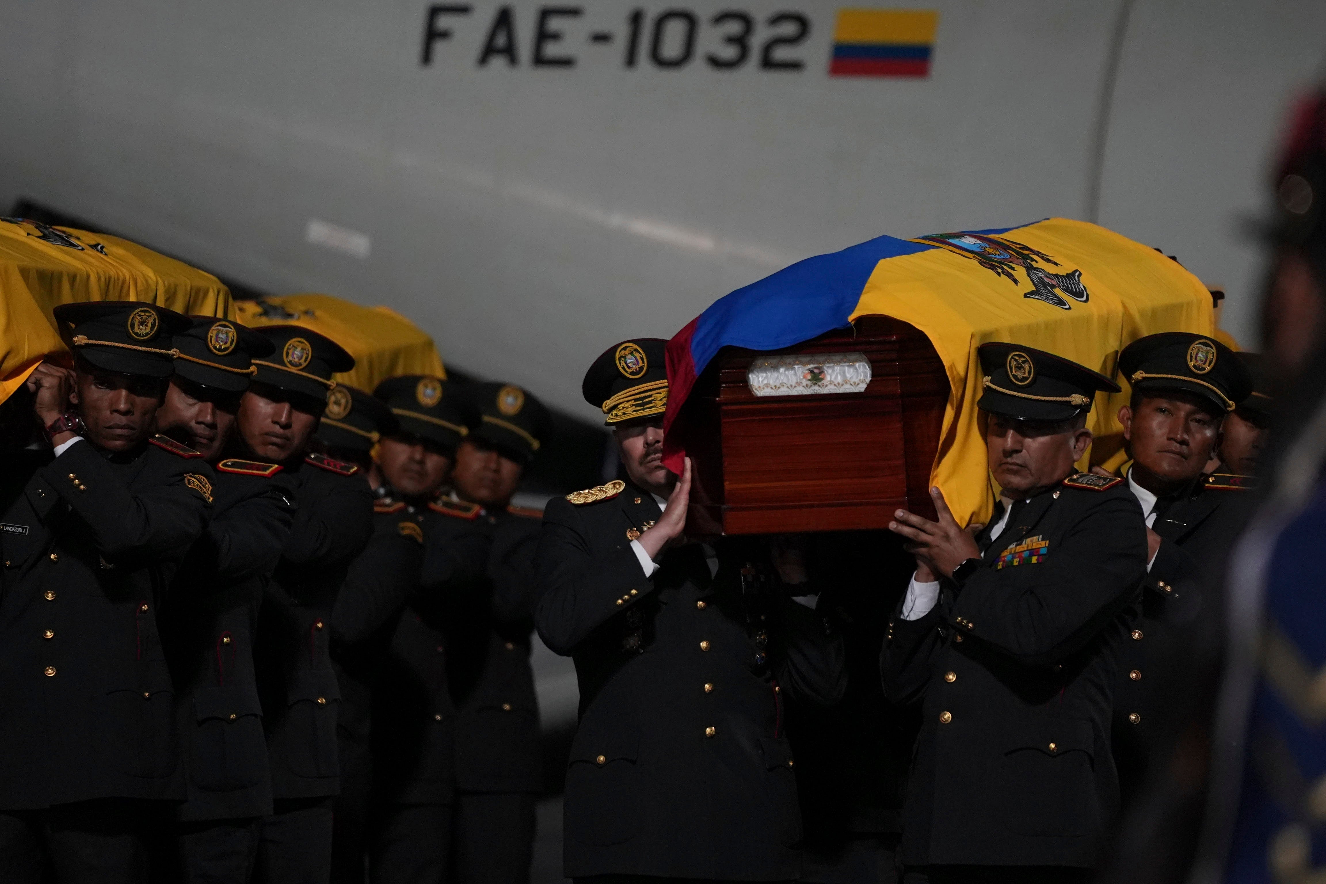 APTOPIX ECUADOR-MILITARES ATAQUE