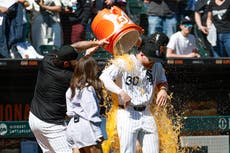 Elko conecta HR de 3 carreras en su primer hit y Medias Blancas vencen 4-2 a Marlins