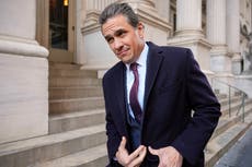 Exabogado de Trump nombrado jefe interino de Biblioteca del Congreso