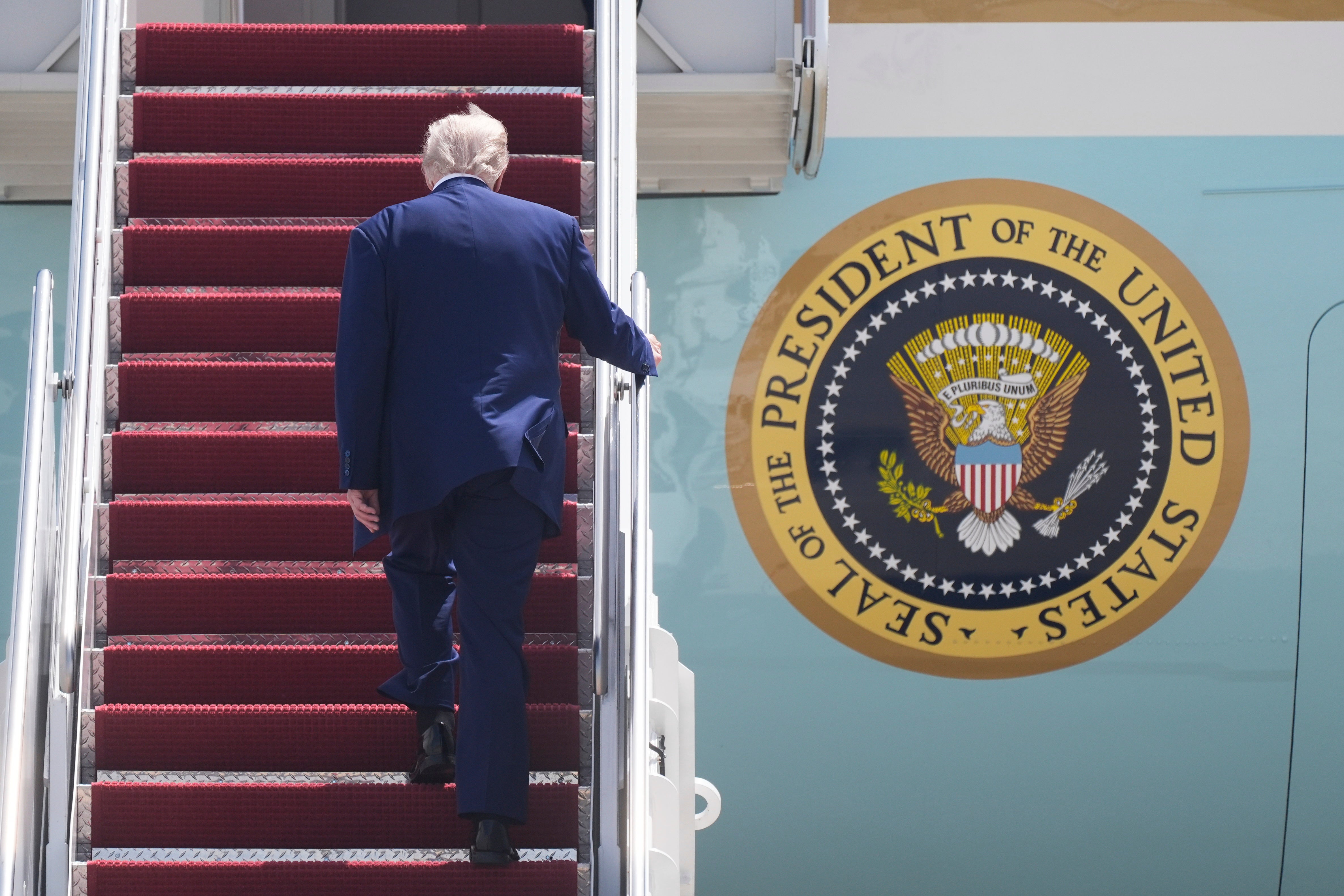 TRUMP-PRENSA