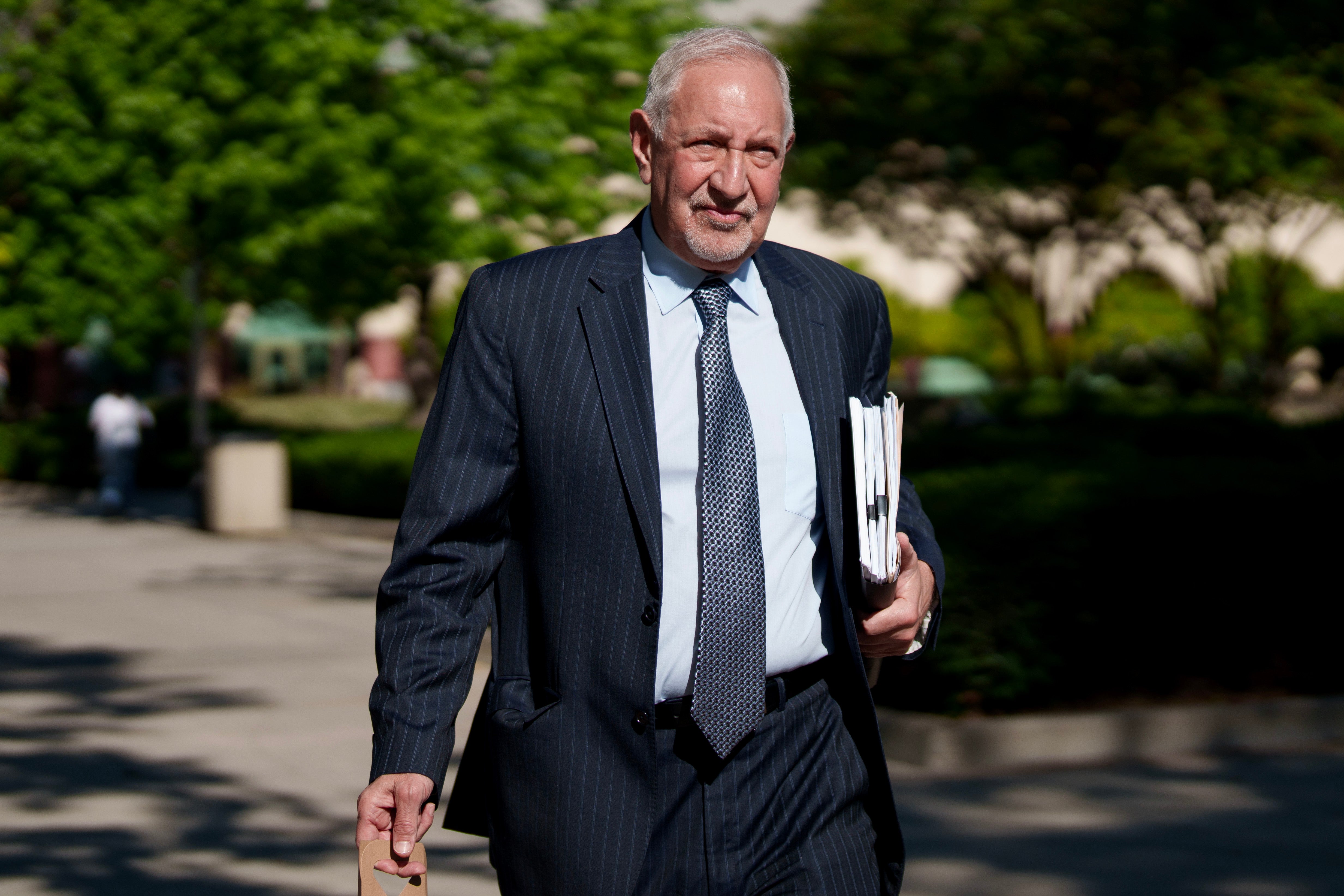 Mark Geragos, que también representa a los hermanos Menéndez, es asesor jurídico del equipo de defensa de Diddy.