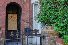 Primer ministro británico dice que incendio en su casa es "ataque a nuestra democracia"