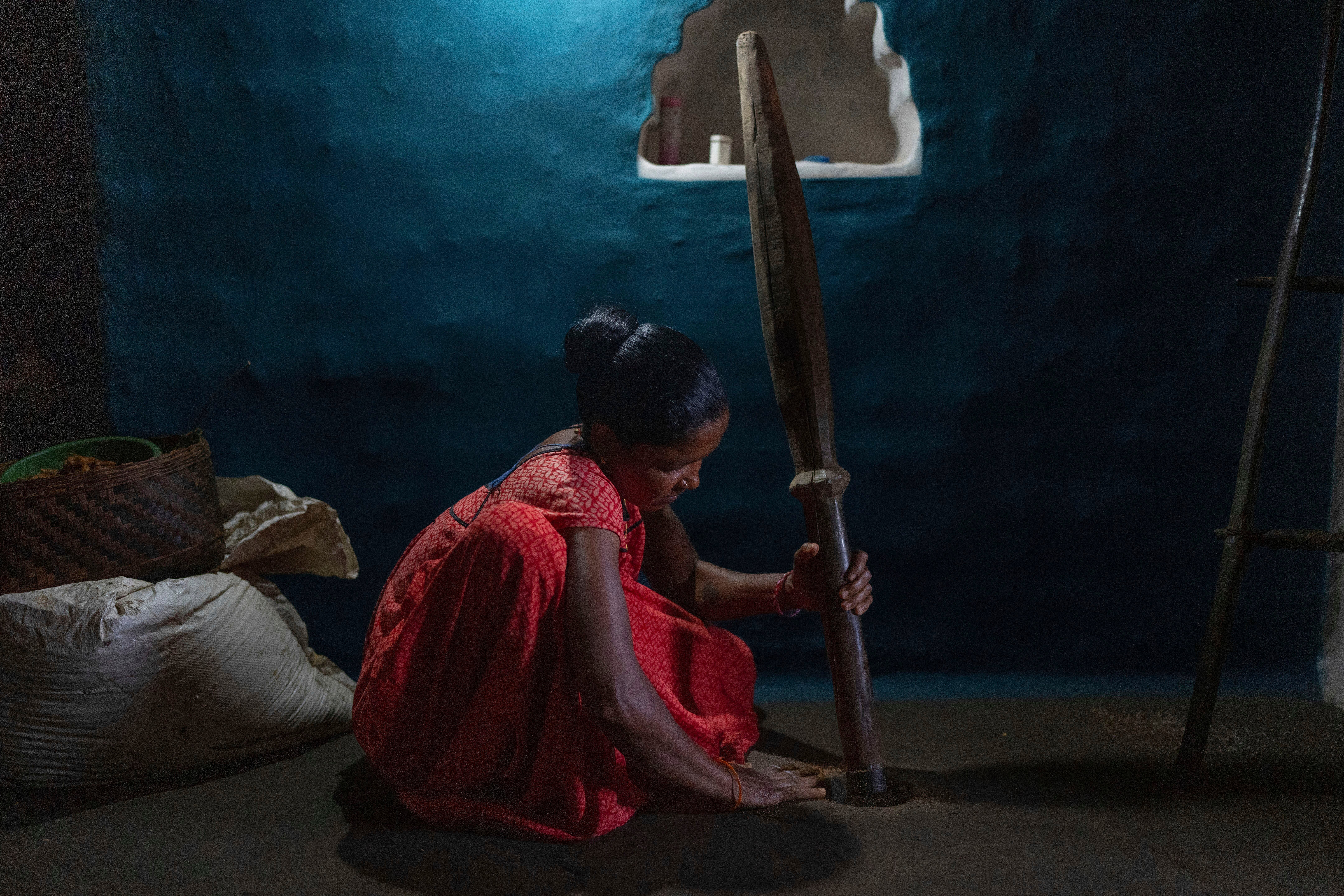 INDIA-INDÍGENAS AGRICULTORAS