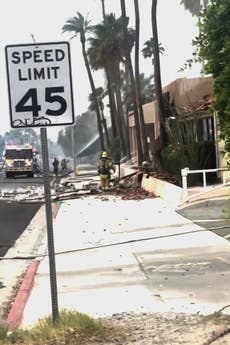 Policías y bomberos responden a fuerte explosión en Palm Springs, California