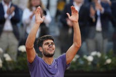 Alcaraz se impone a Sinner para ganar el Abierto de Italia, suma otro título en arcilla