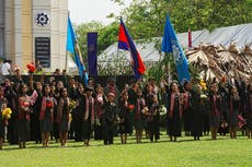 Camboya marca 50º aniversario del genocidio del Jmer Rojo