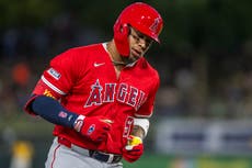 Con vuelacercas de O'Hoppe y Moncada, Angelinos se imponen 7-5 a Atléticos