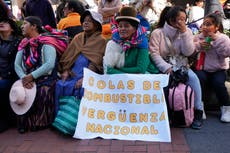 Presidente de Bolivia afronta más protestas con pedido de renuncia a tres meses de las elecciones