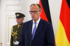 El canciller de Alemania inaugura una brigada histórica en Lituania y pide más gasto en defensa