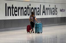 Menos visas de estudio y trabajo reducen a la mitad la migración neta en el Reino Unido en 2024