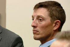 Policía de Michigan que mató a un automovilista negro no enfrentará nuevo juicio