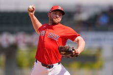 Medias Rojas colocan a Liam Hendriks en la lista de lesionados de 15 días