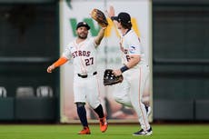 Con 2 jonrones de Altuve y triple histórico de Peña, Astros doblegan 9-2 a Marineros