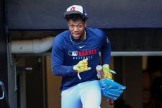 Bravos activan al venezolano Ronald Acuña Jr. tras casi un año de su lesión de ligamento cruzado